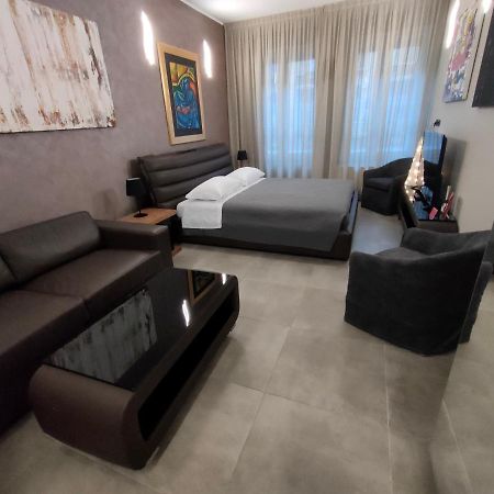 Suite Central Station Milan Bagian luar foto